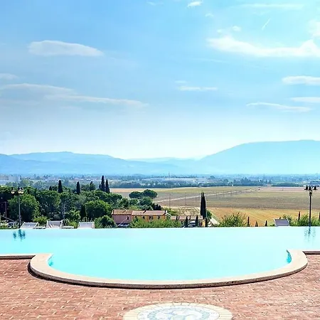 In Via Lippia Sleeps 3 With Pool Villa Collestrada