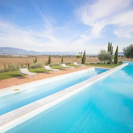 In Via Lippia Sleeps 3 With Pool Villa